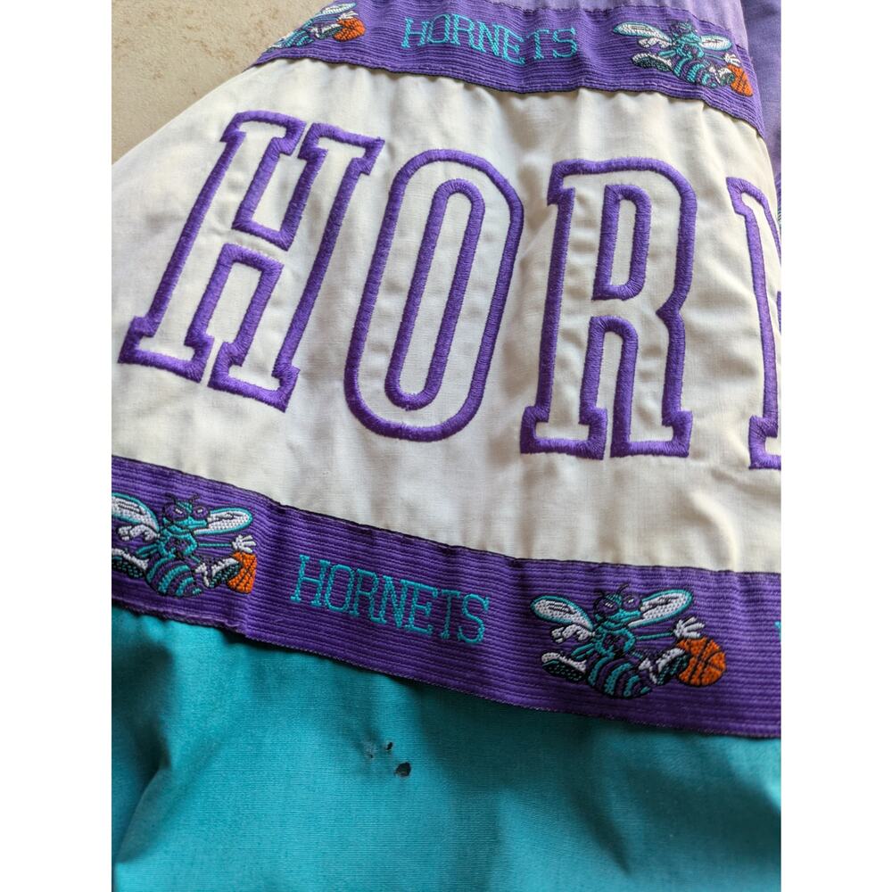 Charlotte Hornets 90s PROPLAYER puffer TAPE jacket M teal purple NBA vintage - Picture 6 of 6